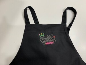 エプロンにロゴマーク転写プリント